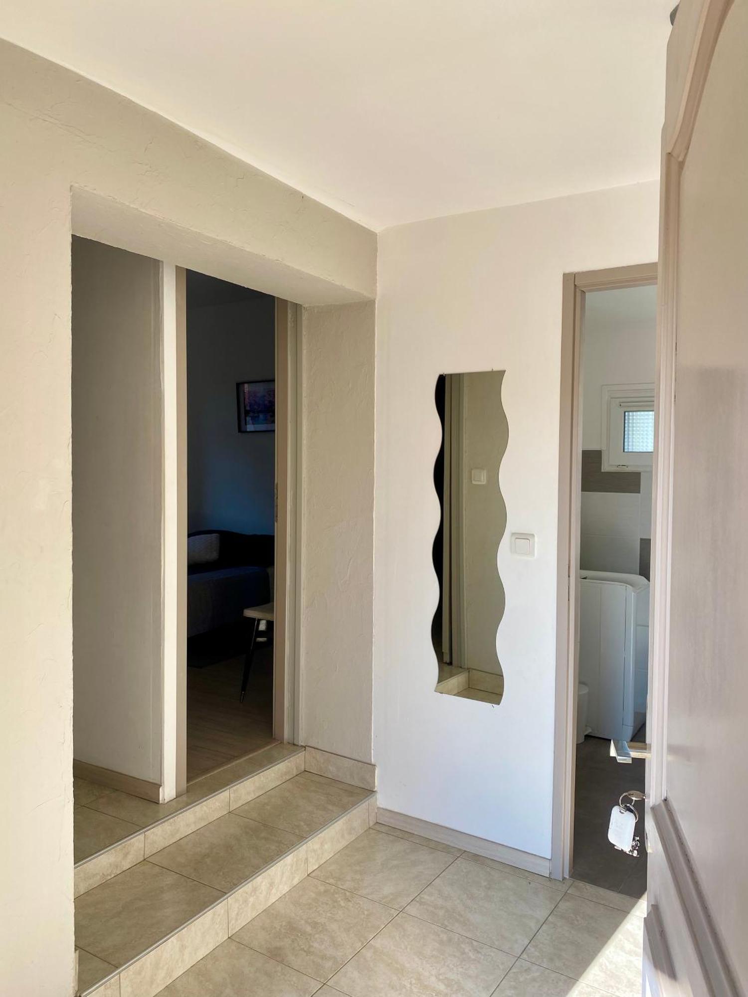 Le Micocoulier Apartment Ла Кро Екстериор снимка