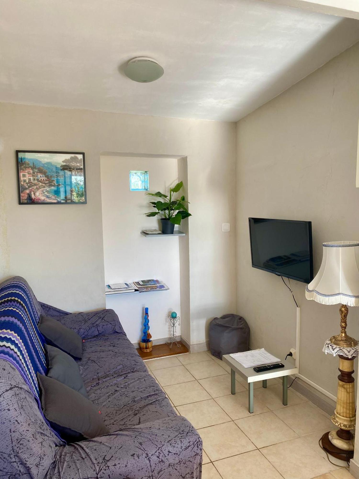 Le Micocoulier Apartment Ла Кро Екстериор снимка